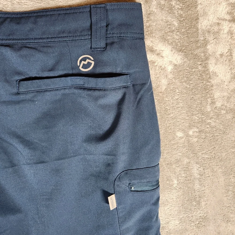 Magellan Outdoors Cargo‎ Shorts 39X9 (Tag 36) Fish Gear Blue Water Repellent
